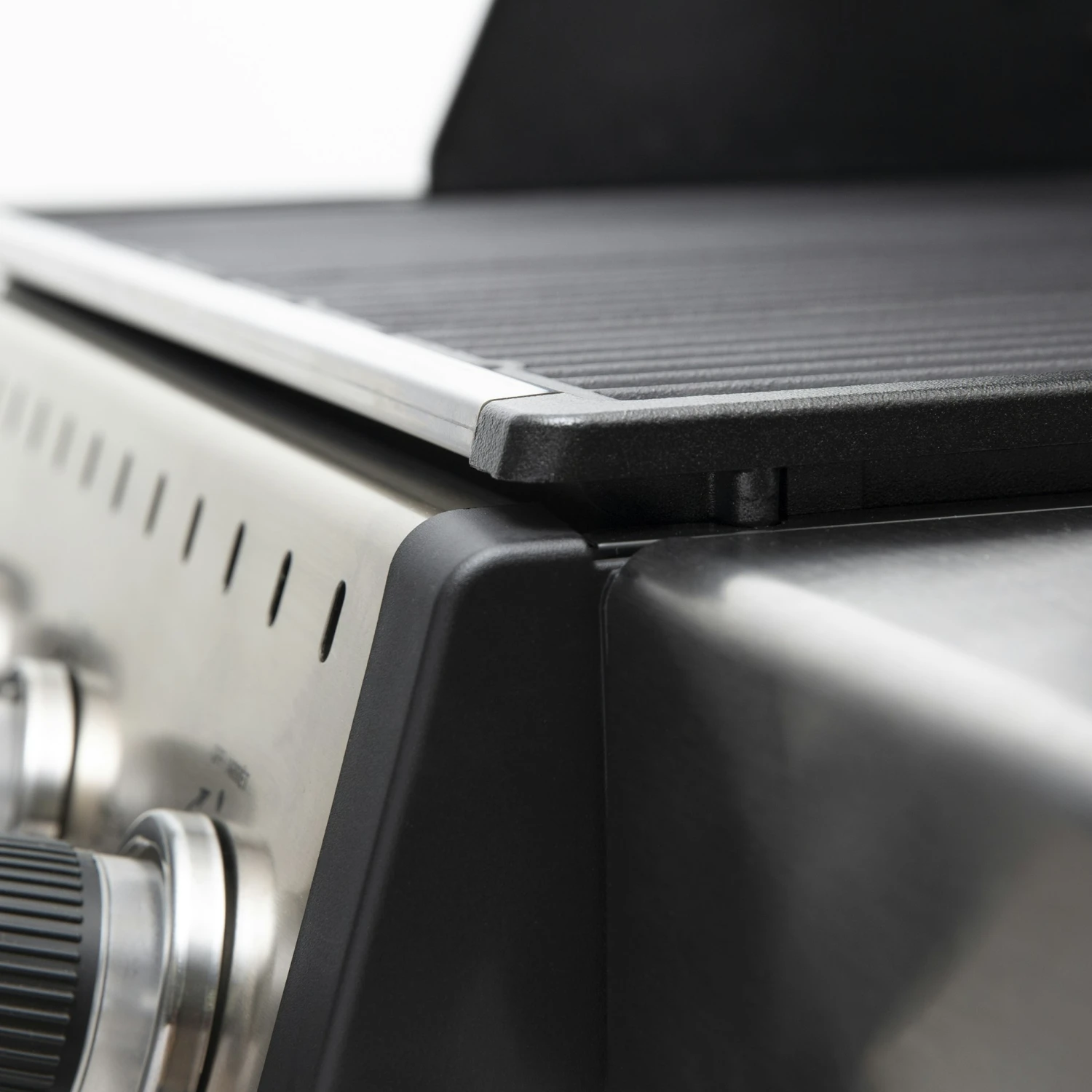 Broil King Baron 590 Inkl. Abdeckhaube & Gussplatte 13 Broil King Baron 590 Inkl. Abdeckhaube & Gussplatte – Bild 11