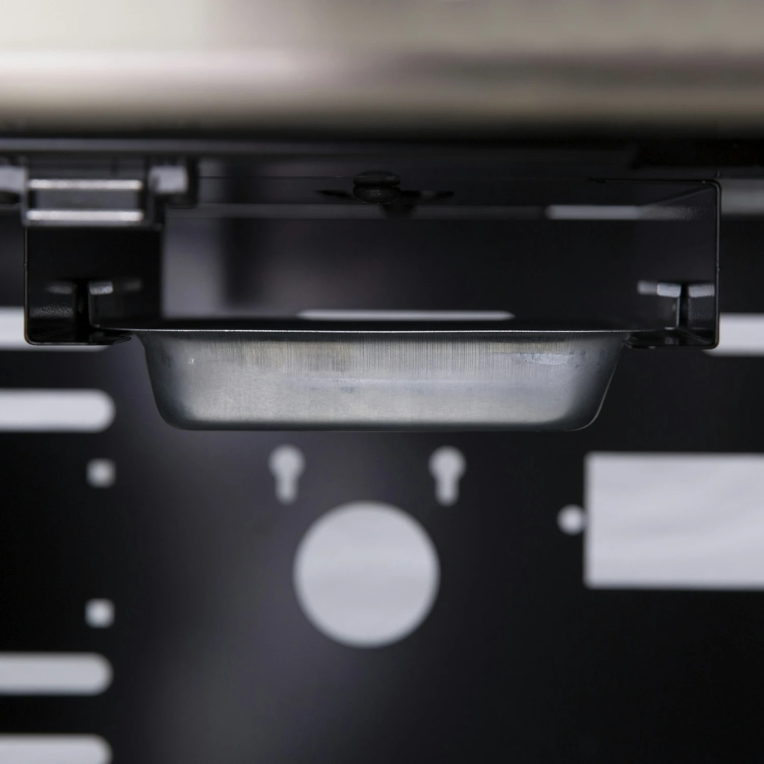 Broil King Baron 590 Inkl. Abdeckhaube & Gussplatte 22 Broil King Baron 590 Inkl. Abdeckhaube & Gussplatte – Bild 20