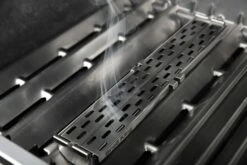 Broil King Pellet-Smokerbox 11 Broil King Pellet-Smokerbox -Broil King Geschaft BK 60181 lifestyle 01