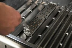 Broil King Pellet-Smokerbox 12 Broil King Pellet-Smokerbox -Broil King Geschaft BK 60181 lifestyle 02