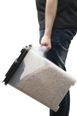 Broil King Pellet-Behälter -Broil King Geschaft BK 66900 action 04