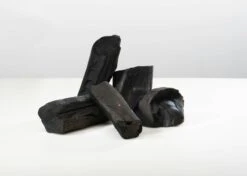 Big Green Egg Bio-Holzkohle, Holzkohle Vom Apfelbaum Und Kräuterbaum -Broil King Geschaft bge wildfire charcoal herbtree 04