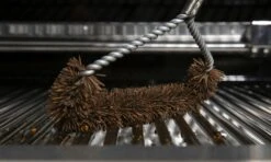 Broil King Baron Spiral-Reinigungsbürste 9 Broil King Baron Spiral-Reinigungsbürste -Broil King Geschaft broil 65648 BARON PALMYRA SPIRAL REINIGUNGSB RSTE LIFESTYLE 02